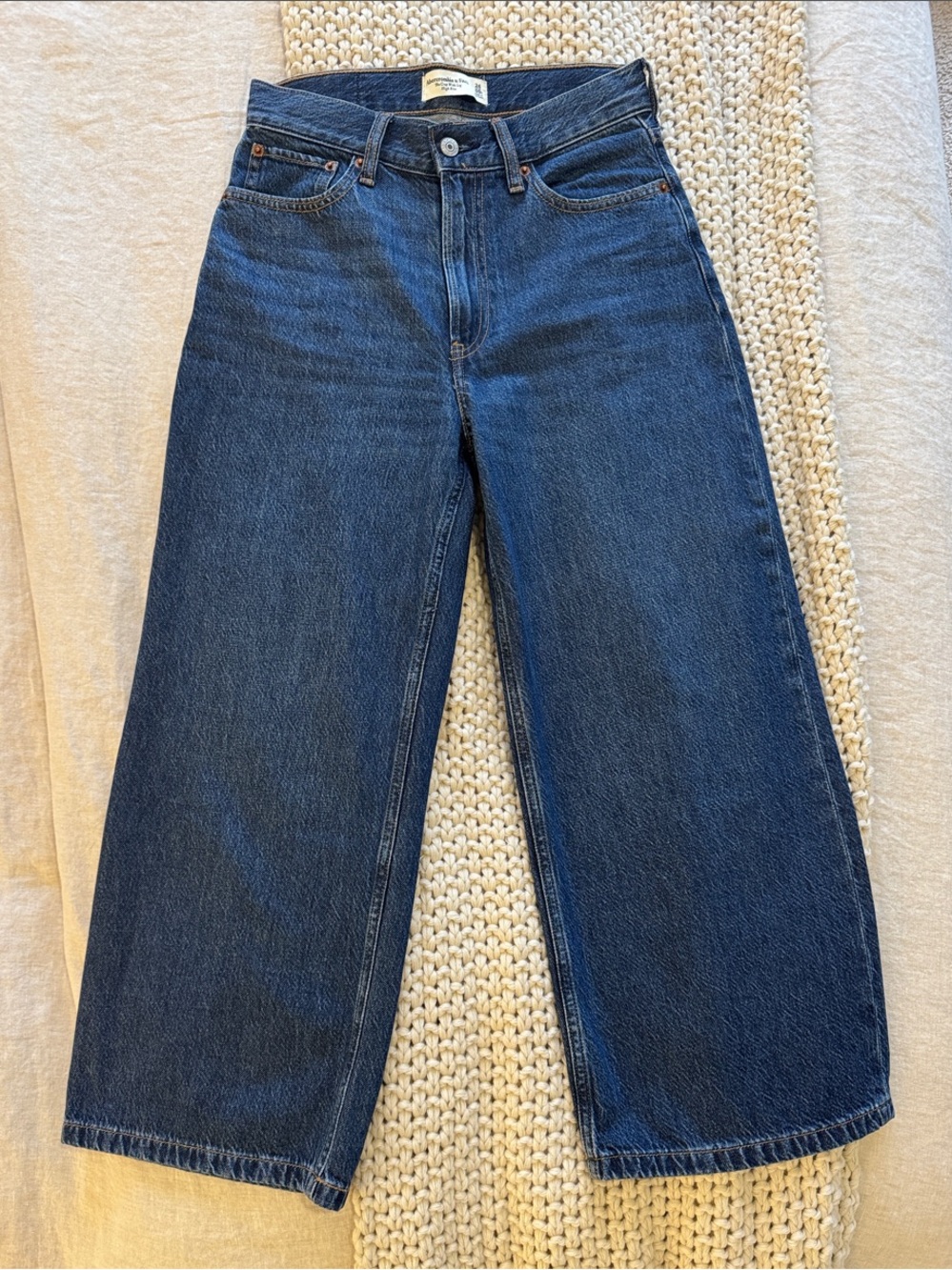 Women’s Crop Wide Leg High Rise Medium/Dark Jeans